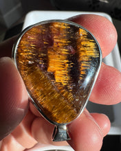Load image into Gallery viewer, Spectacular Cacoxenite Quartz Pendant