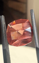 Load image into Gallery viewer, Faceted Oregon Sunstone With Schiller
