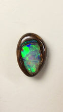 Load and play video in Gallery viewer, Bright Boulder Opal Ringstone: Video!
