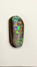 Load and play video in Gallery viewer, Gorgeous 3D Boulder Opal: Video!
