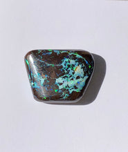Load image into Gallery viewer, Green Flash Boulder Opal: Video!
